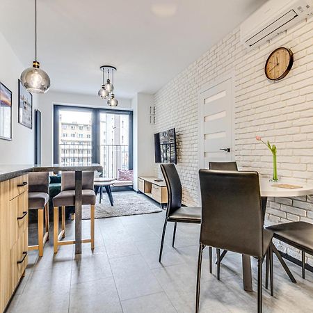 Rentplanet - Apartament Wyszynskiego ヴロツワフ エクステリア 写真